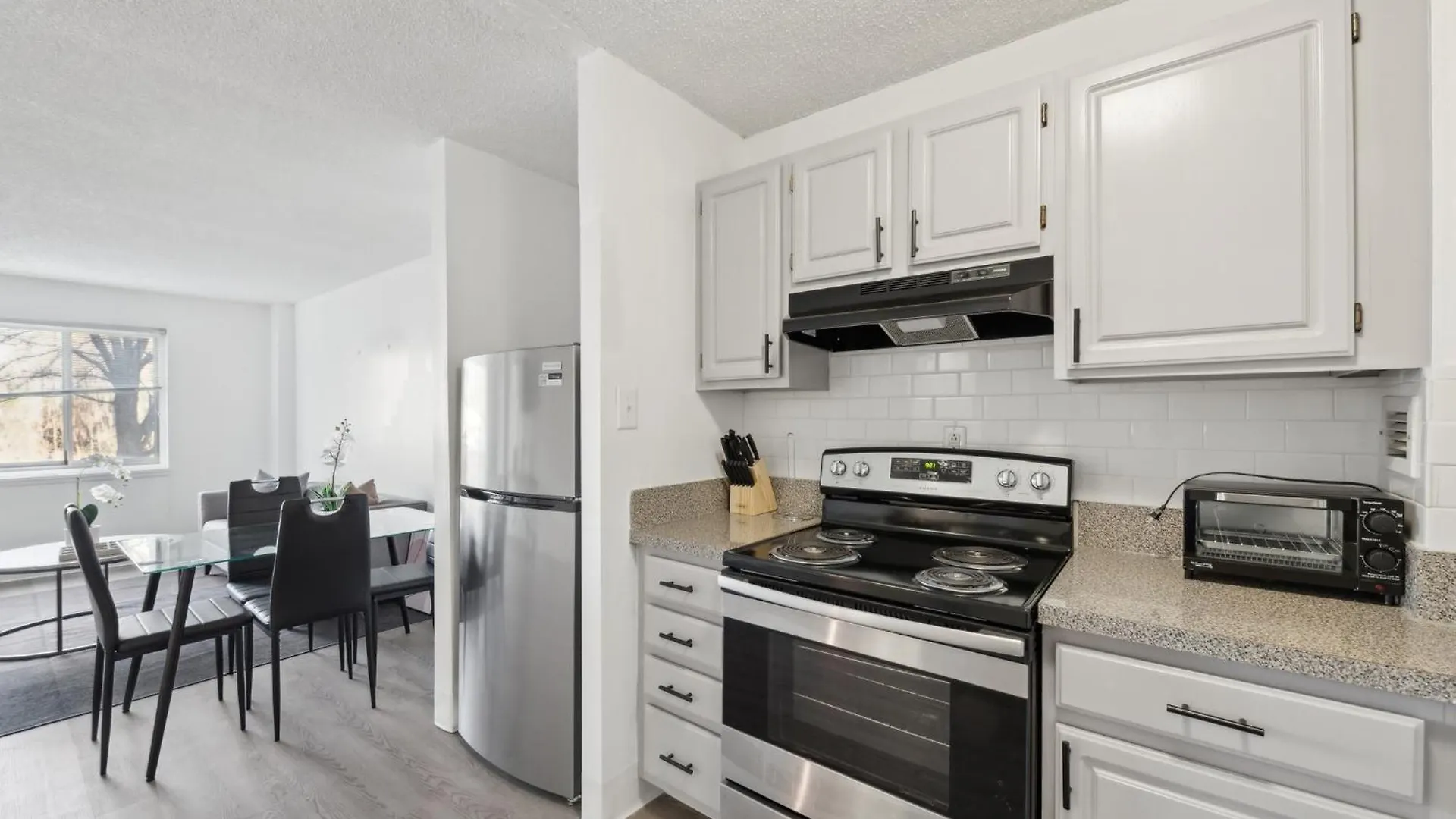 Legacy At Imperial Village 211 I 1 Bed 1 Bath 리치먼드 아파트