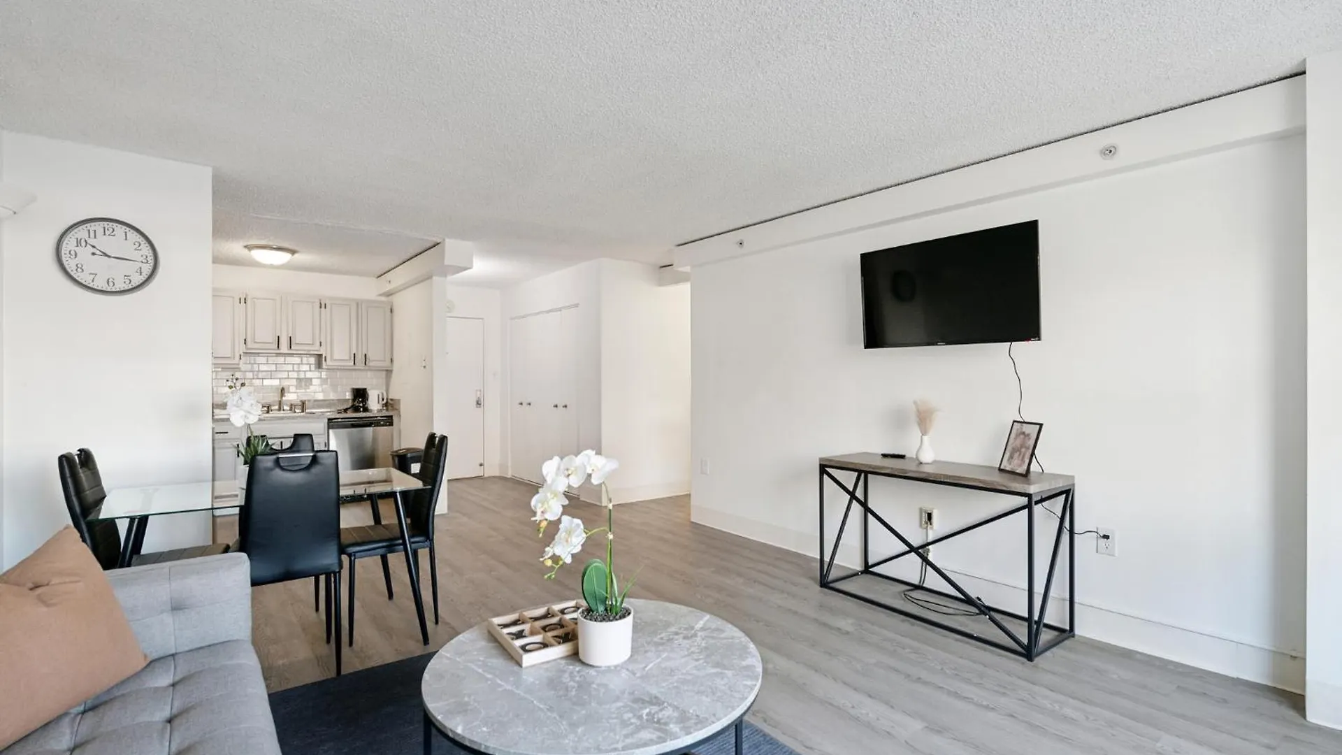 아파트 Legacy At Imperial Village 211 I 1 Bed 1 Bath 리치먼드